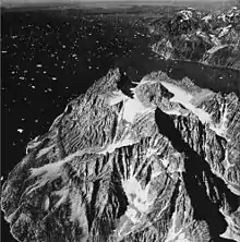 Sommet de l'Agpartut, dans la péninsule Wegener au Groenland, en bordure de la baie de Baffin.