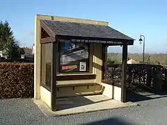 L'arrêt de bus L'Aile Bleue en 2012.