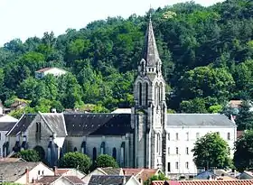 L'église Saint-Georges.
