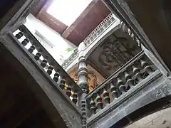 Le vide central de l'escalier Renaissance.