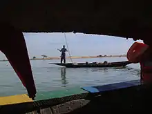 Pêcheur Bozo sur le fleuve Niger près de Gao, au Mali.