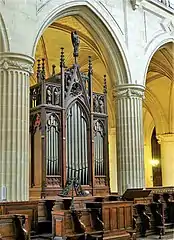 Orgue du chœur.