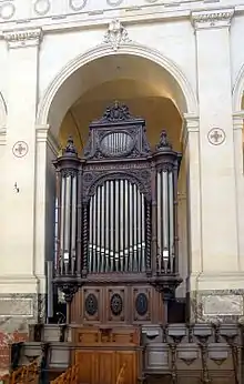 Orgue du chœur.