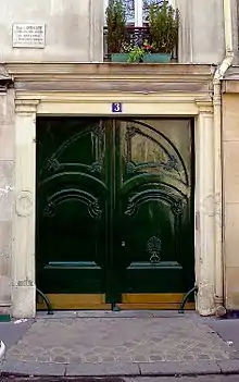 No 3, maison où vécut Denis Diderot.