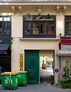 No 4, la villa Montmartre.