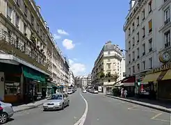 La rue Monge vue de l'avenue des Gobelins.