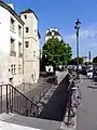 Accès à la rue des Ursins par un escalier.