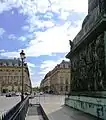 Photographie prise depuis le pied de la colonne Vendôme.