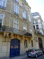 Hôtel particulier du no 3.