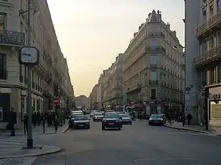 La rue La Fayette vue en direction du boulevard Haussmann.