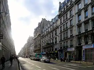 La rue La Fayette vue de la place de la Bataille-de-Stalingrad.