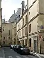 Début de la rue vue de la rue de Turenne.