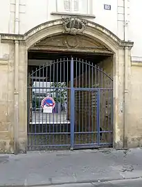 No 10 : entrée du carré Saint-Nicolas.