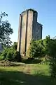 Le mur bouclier qui protège le donjon.