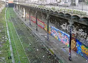 Quais, depuis le pont de la rue Vauvenargues.