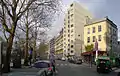 Vue du boulevard, à hauteur de la rue Moufle en direction de l'avenue de la République, côté est.