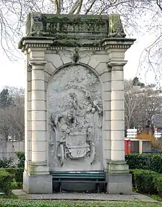 Monument à Émile Levassor (1907), d'après Jules Dalou, Paris, square Alexandre-et-René-Parodi.