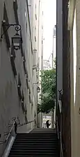 Le dernier tronçon remonte jusqu'à la rue Raynouard.