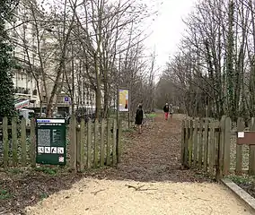 Entrée au nord du boulevard de Beauséjour.