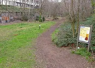 Entrée sud du jardin à proximité de la porte d'Auteuil.