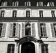 Façade du no 8.