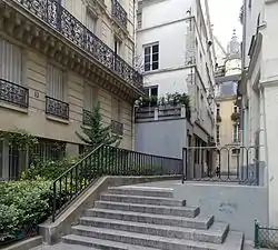 Rue Saint-Bon au niveau de l'escalier central.