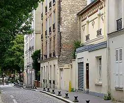 Rue, côte rue de la Butte-aux-Cailles.