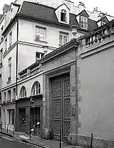 Hôtel de Sauroy au no 58.