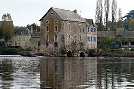 Ancien moulin.