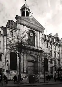 Nos 22-26 : église luthérienne des Billettes.
