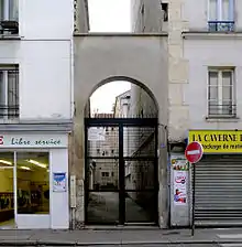 No 60 : porte d'entrée.