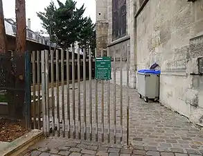 Entrée du passage rue des Barres.