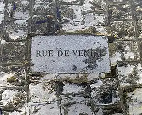 Plaque signalant l'ancienne rue de Venise.