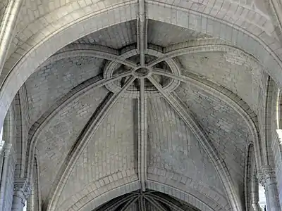 Voûtes de l'Église de la Trinité d'Angers (fin XIIe siècle).