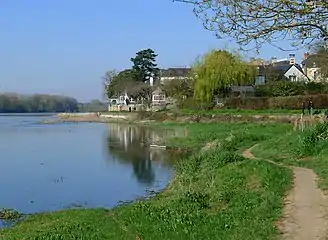 Chemin de Halage près de Port Thibault.