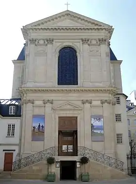 Façade de la chapelle.