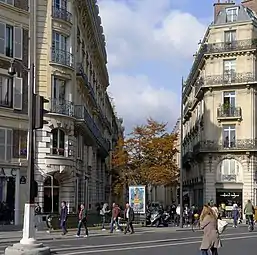 Rue du Regard vue depuis la rue de Rennes.