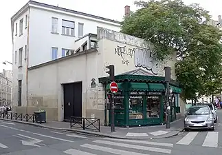 Boutique début XXe siècle, au croisement avec la rue du Montparnasse.