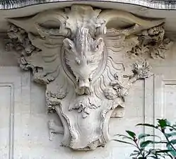 Hôtel du Grand-Veneur, détail : bas-relief inspiré de la chasse.