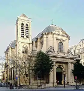 L'église Saint-Nicolas-du-Chardonnet, dont la façade sur la rue Saint-Victor n'a été construite qu'en 1934.