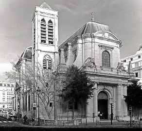 Saint-Nicolas-du-Chardonnet, façade sud (2016).