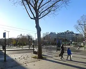 Le boulevard Brune à la porte de Châtillon.