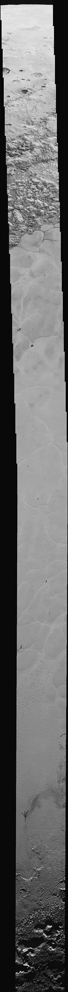 Mosaïque d'images montrant des terrains variés à la surface de Pluton.