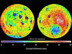 Épaisseur de la croute lunaire : les régions à la croute peu épaisse (parfois moins de 1 km) sont en bleu, à l'opposé les régions en rouge comportent une croute plus épaisse que la moyenne.