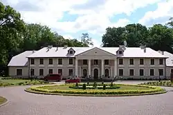Ancien palais Radziwill, devenu hôtel.