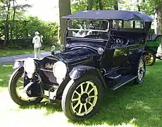Packard Twin Six Touring cabriolet (1916)
