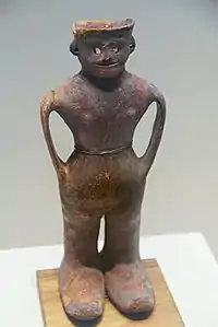 Poterie anthropomorphe peinte. Siba, Gansu. Musée national de Chine, Pékin