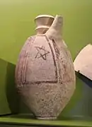 Vase peint avec des lignes et étoiles, Djemdet Nasr. Ashmolean Museum.