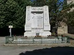 Monument aux morts de Paizé-Naudouin.