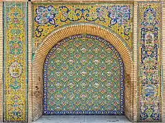 Motifs décoratifs dans le palais du Golestan. Septembre 2016.